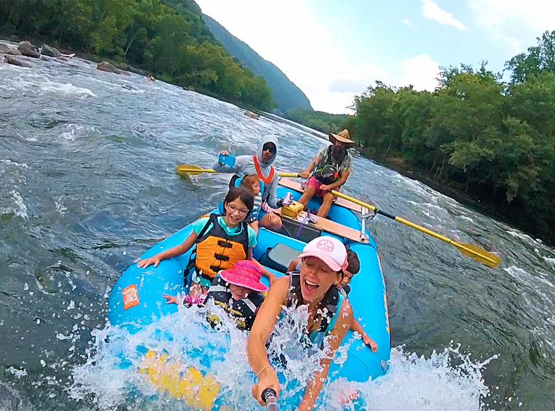 Family enjoys rafting the Upper New